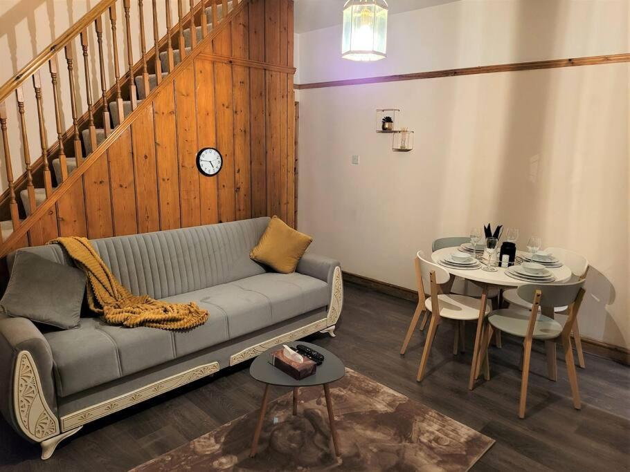Nice 4-Bedroom Vacation Home With Indoor Fireplace ويلينغتون المظهر الخارجي الصورة